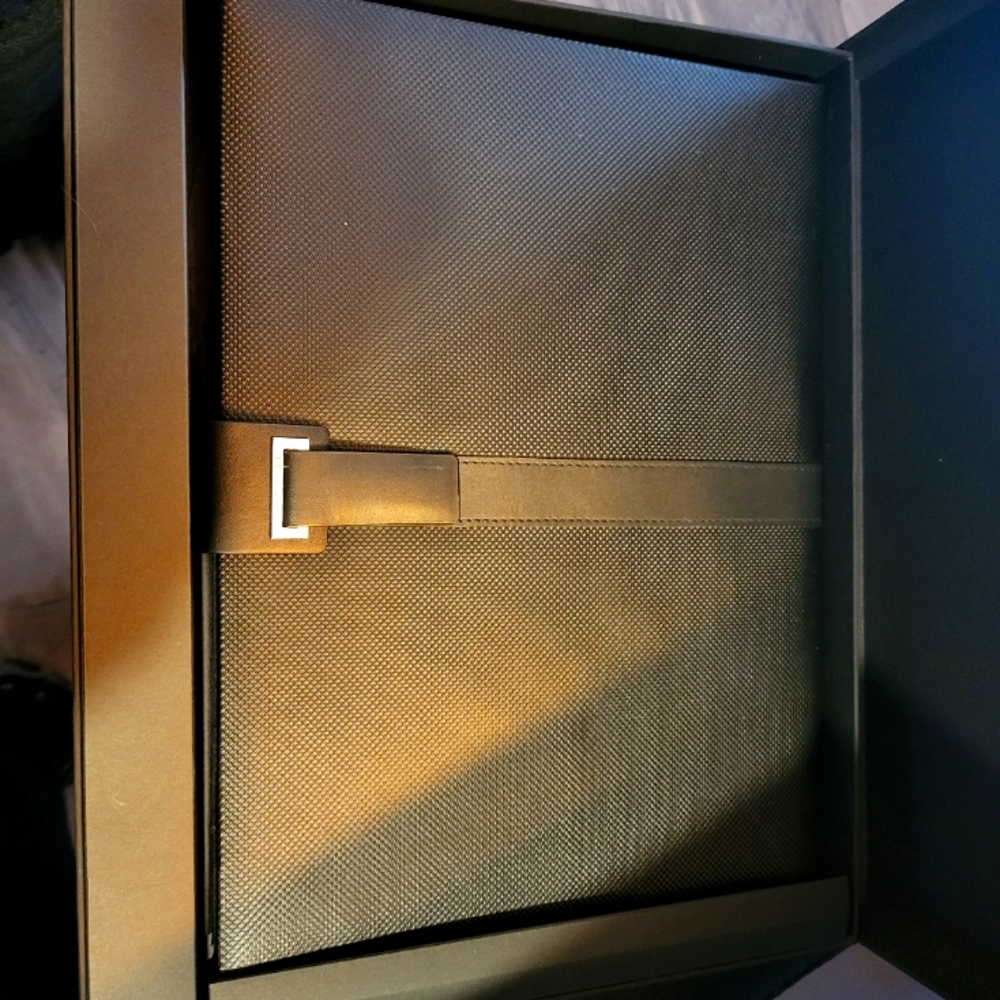 HUGO BOSS LEATHER A4 BUSINESS FOLDER